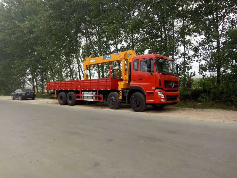 隨車吊營運證怎么辦理？