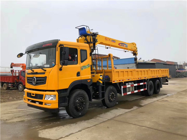 東風T5前四后八16噸隨車吊