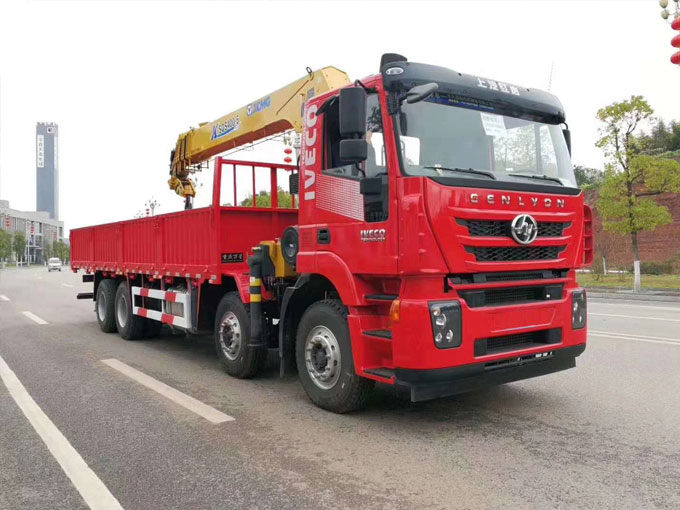 徐工吊機(jī)16噸紅巖前四后八隨車(chē)吊