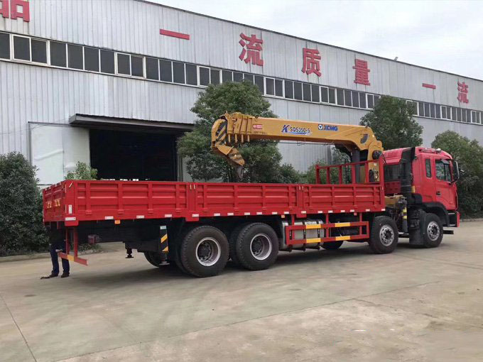 徐工吊機14噸江淮格爾發隨車吊圖片展示3