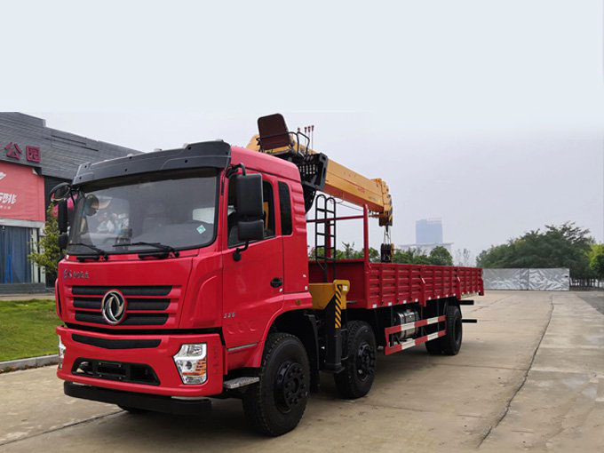 程力12噸東風(fēng)專用隨車吊