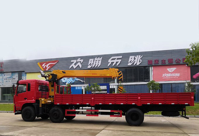 程力12噸東風(fēng)專用隨車吊
