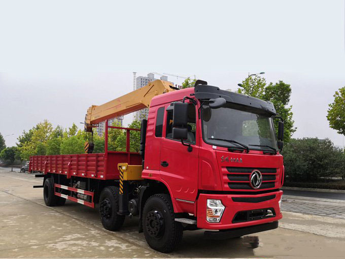 程力12噸東風(fēng)專用隨車吊圖片展示3