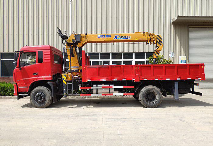 徐工8噸東風專底D3隨車吊