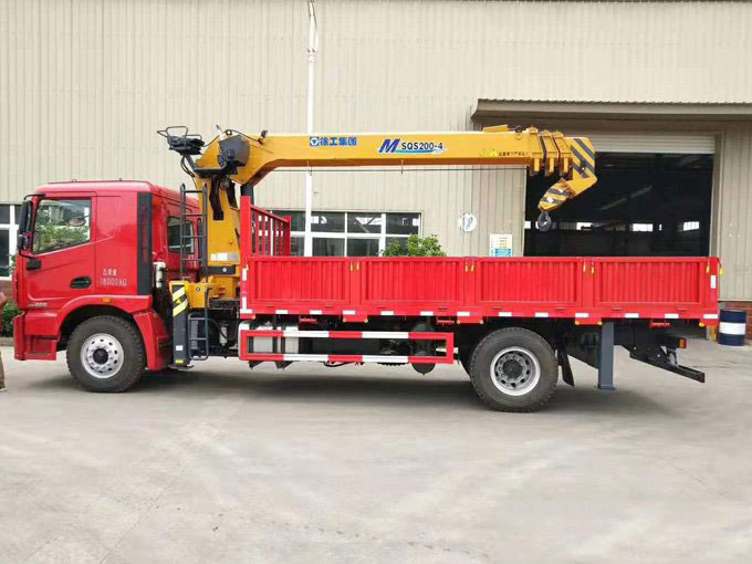 徐工漢風G5單橋徐工8噸一體化隨車吊圖片展示3 徐工漢風G5單橋徐工8噸一體化隨車吊圖片展示3