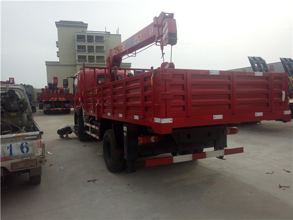 長興5噸三環隨車吊(5噸隨車起重運輸車)