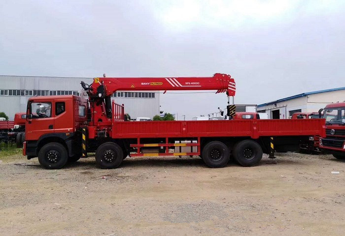 東風前四后八8×4三一16噸隨車吊圖片圖片展示3 東風前四后八8×4三一16噸隨車吊圖片圖片展示3