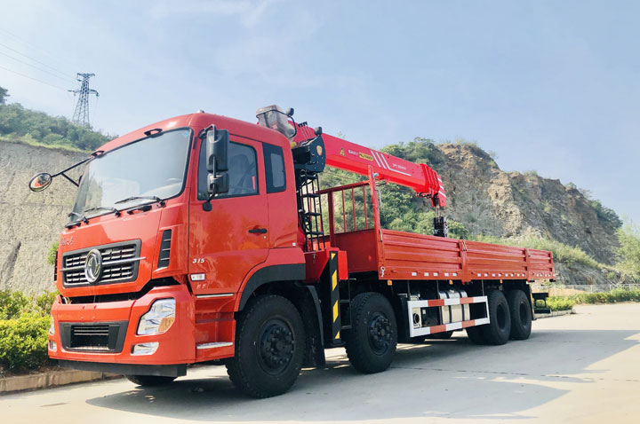 三一隨車(chē)吊12噸最新款，你值得擁有