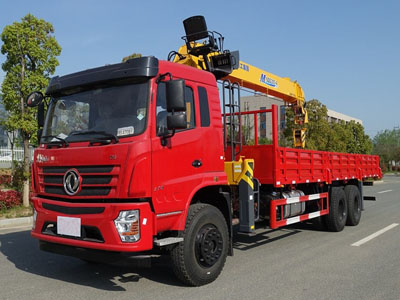 12噸各類型隨車吊價格和首付一覽表