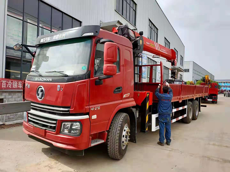 陜汽軒德翼6三一12噸隨車吊