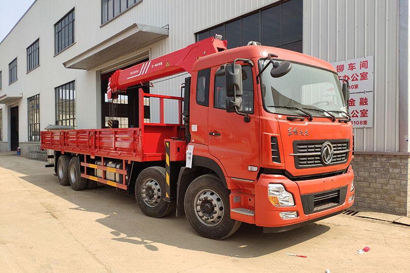 隨車吊價格解析:東風(fēng)天龍14噸隨車吊多少錢