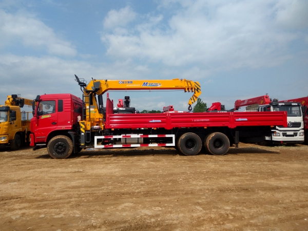 SQS300-4徐工12噸直臂隨車吊參數