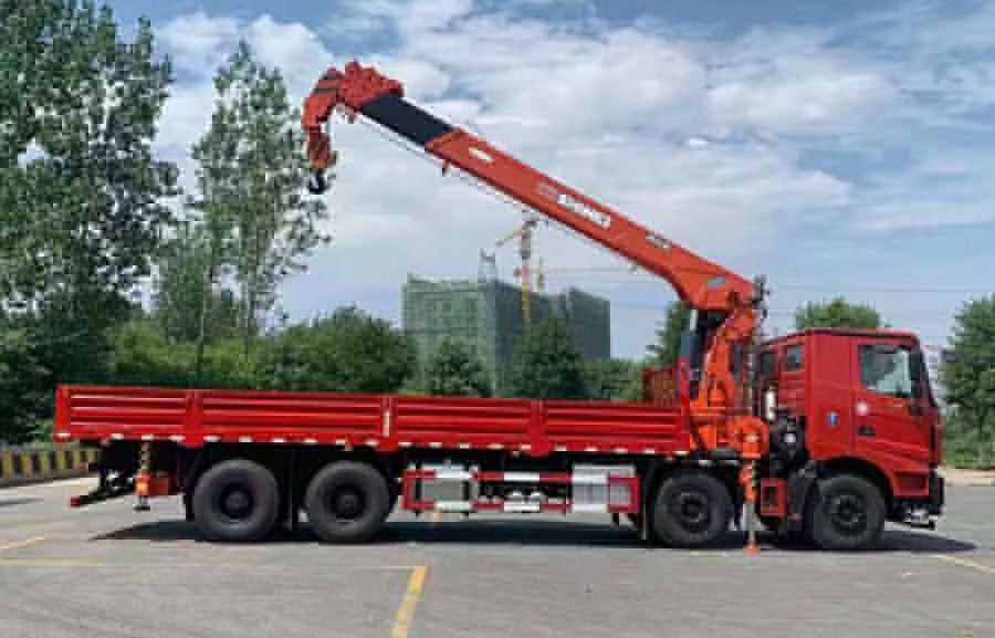 北奔重卡石煤QYS-14Ⅴ隨車吊