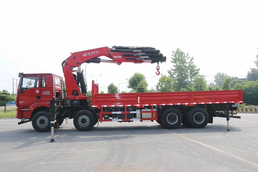陜汽德龍長興30噸折臂隨車吊
