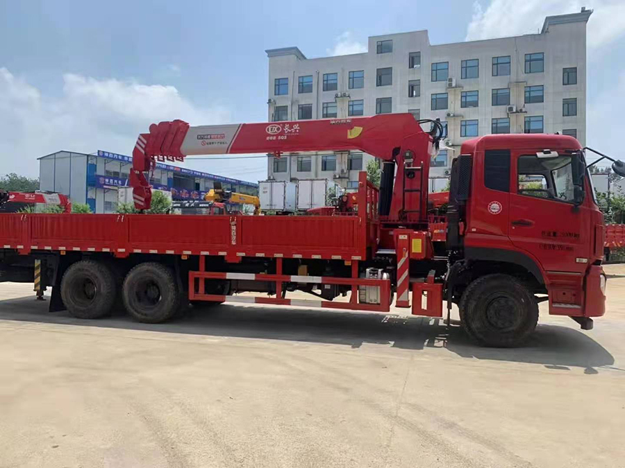 東風天龍長興12噸隨車吊
