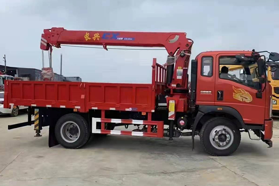 重汽豪曼藍牌5噸隨車吊多少錢