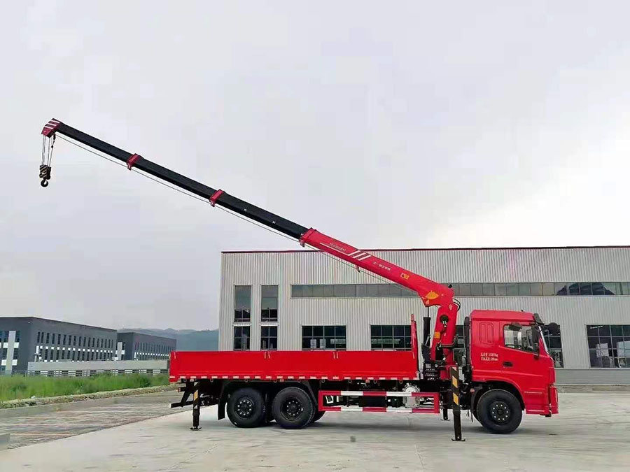 三環(huán)昊龍上裝三一8噸隨車(chē)吊