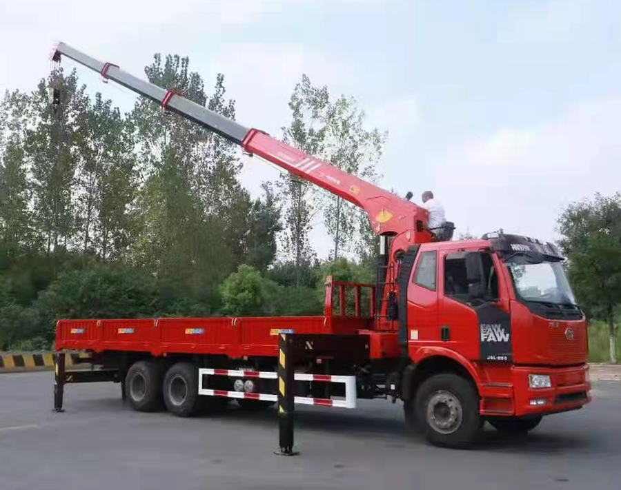 解放J6三一12噸隨車吊價格