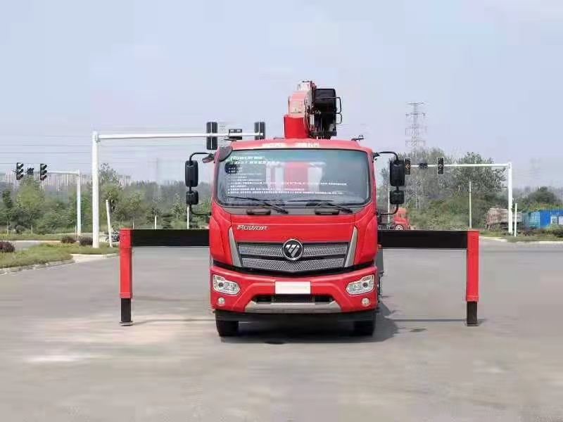 福田瑞沃長興10噸隨車吊