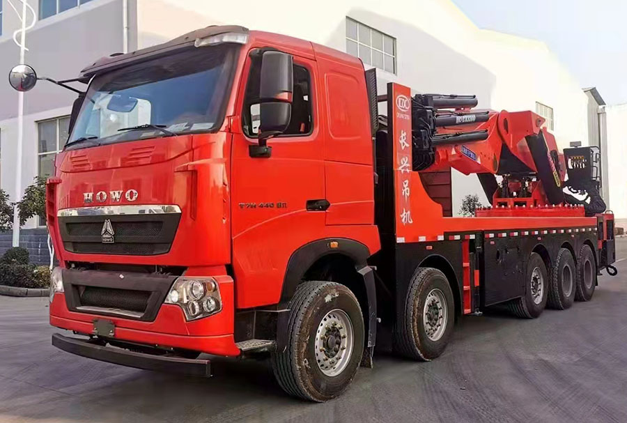 重汽豪沃165噸隨車(chē)吊霸氣問(wèn)世