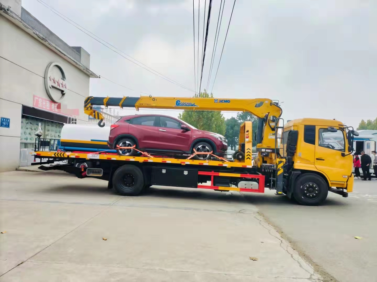 東風(fēng)天錦清障隨車吊 徐工8噸吊機